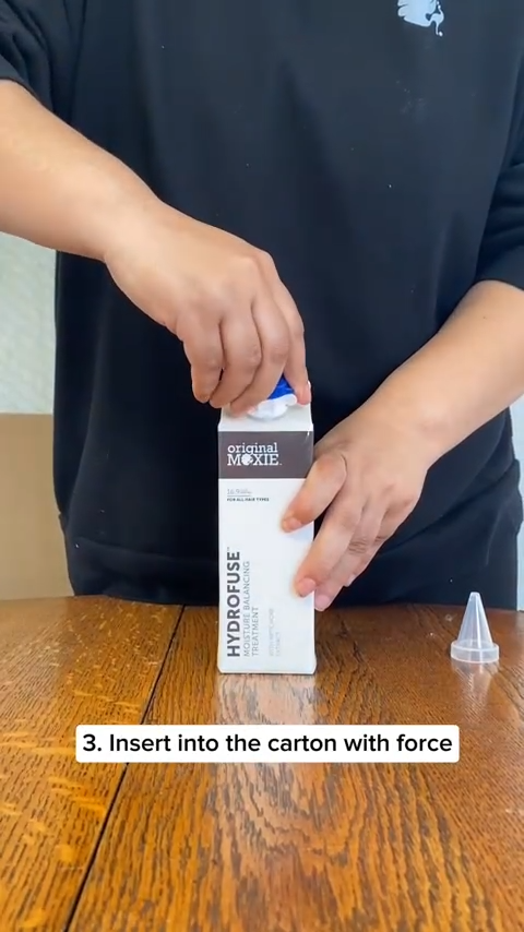 original Moxie Reusable Pour Spout - Blue-Accessory-ellënoire body, bath fragrance & curly hair