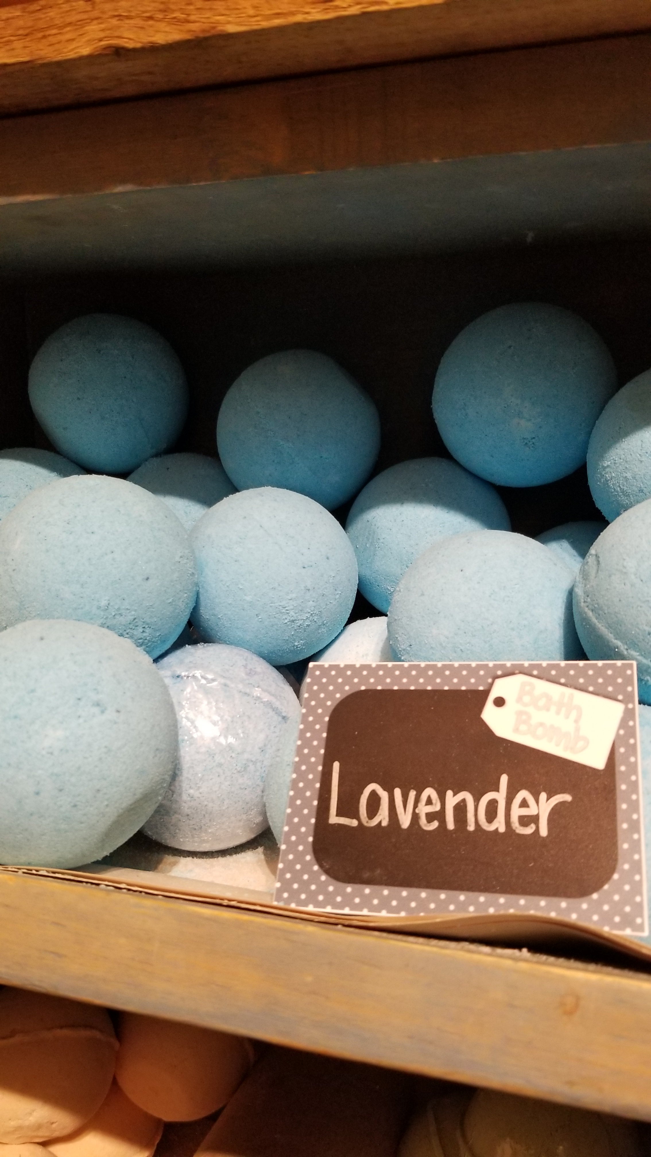 "ëbomb" Bath Bomb - Lavender-Bath Bombs-ellënoire body, bath fragrance & curly hair