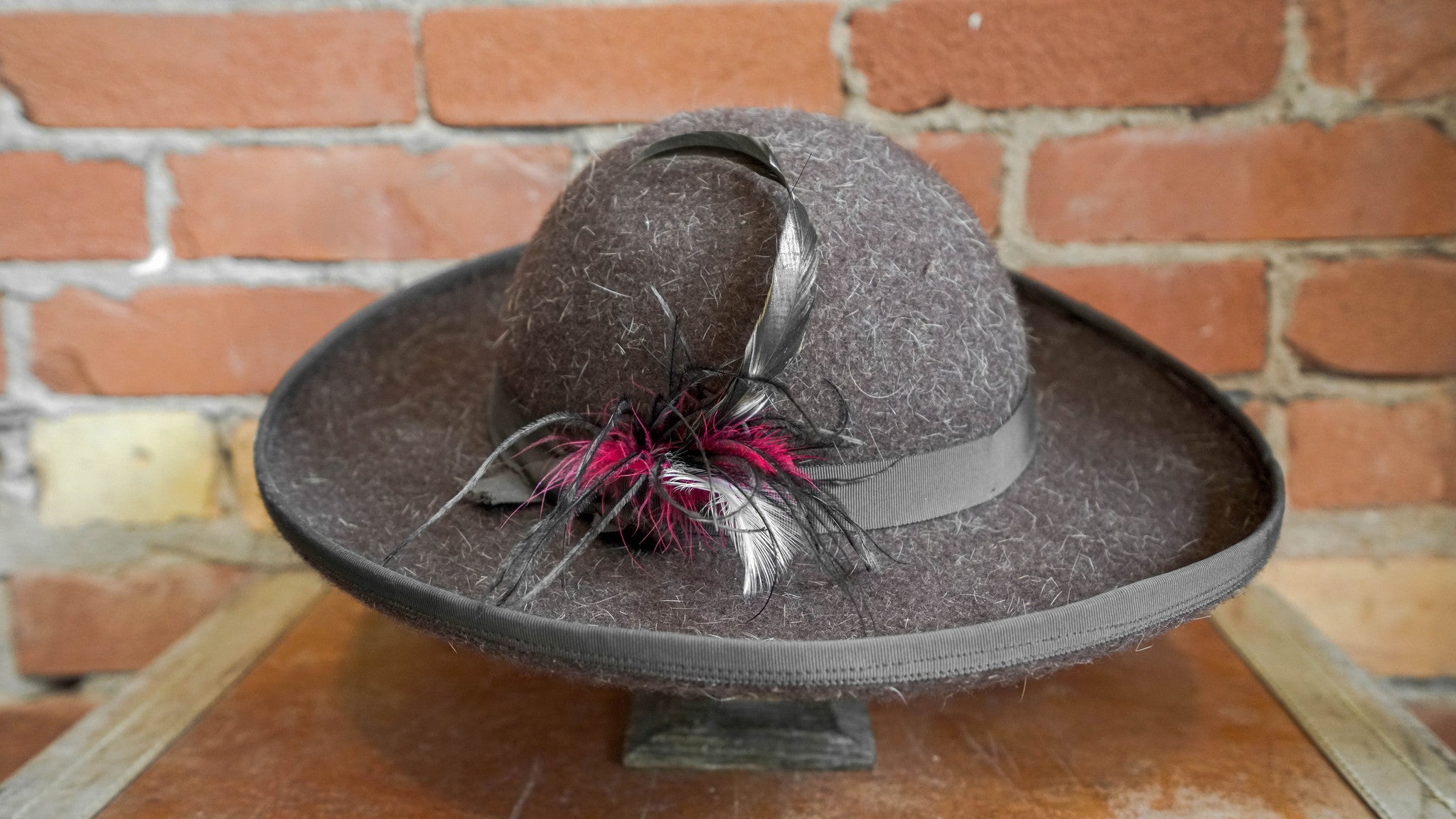 Women's Round Hat-Hats-ellënoire body, bath fragrance & curly hair
