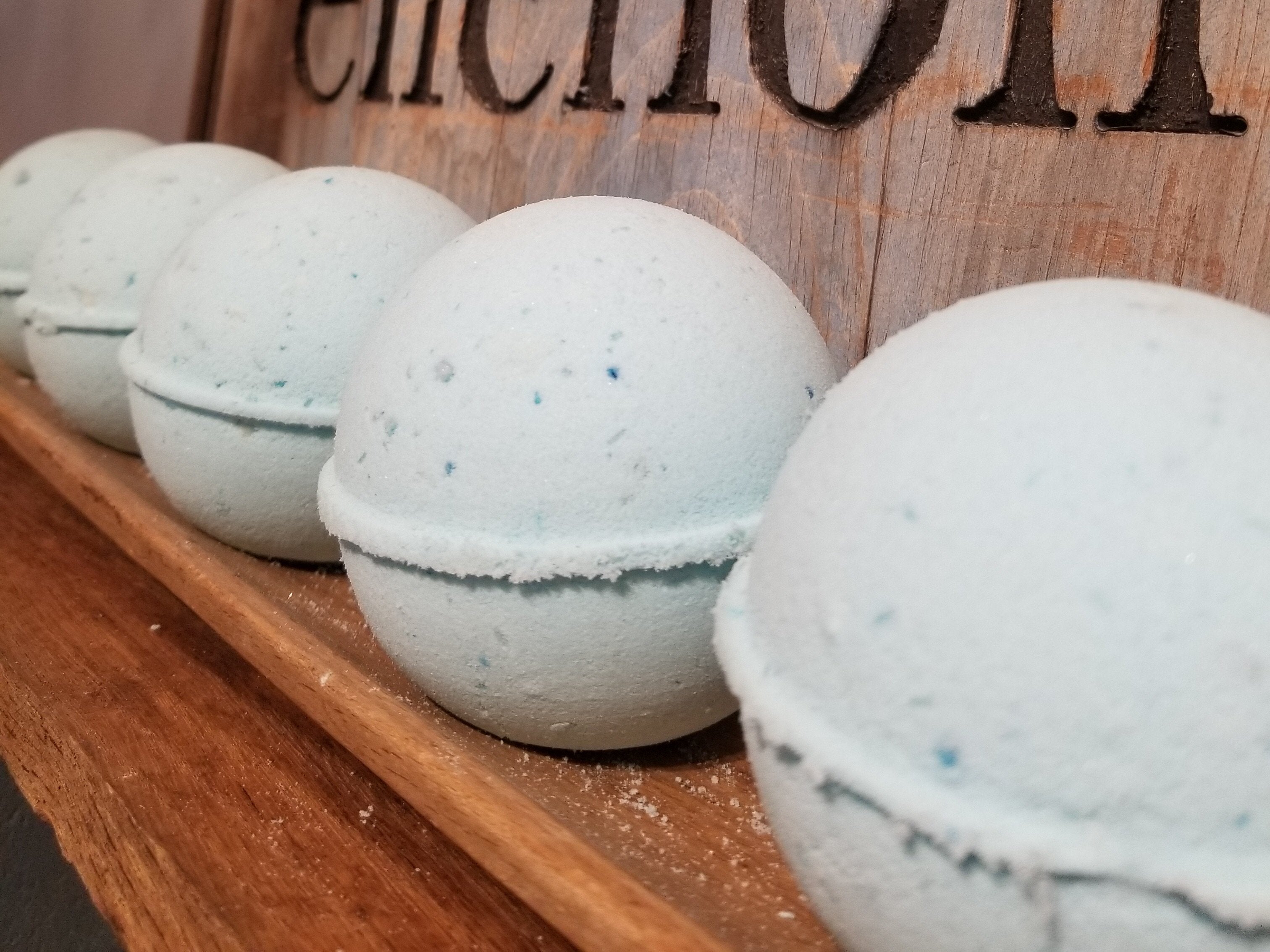"ëbomb" Bath Bomb - Lavender-Bath Bombs-ellënoire body, bath fragrance & curly hair